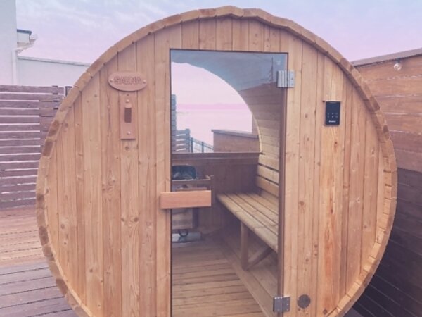 海と夕陽が見えるサウナ完成！の画像